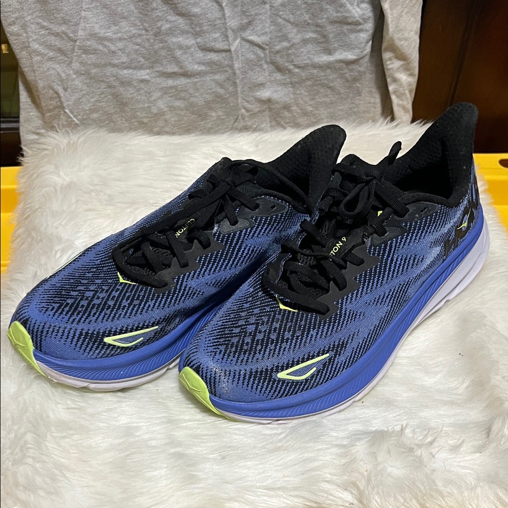 Hoka Men's Blue and Black Athletic Shoes